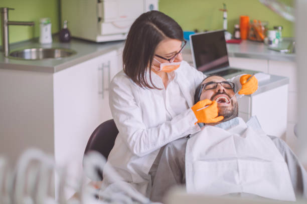 Best Emergency Dental Care for Broken or Chipped Teeth in Cascade, IA